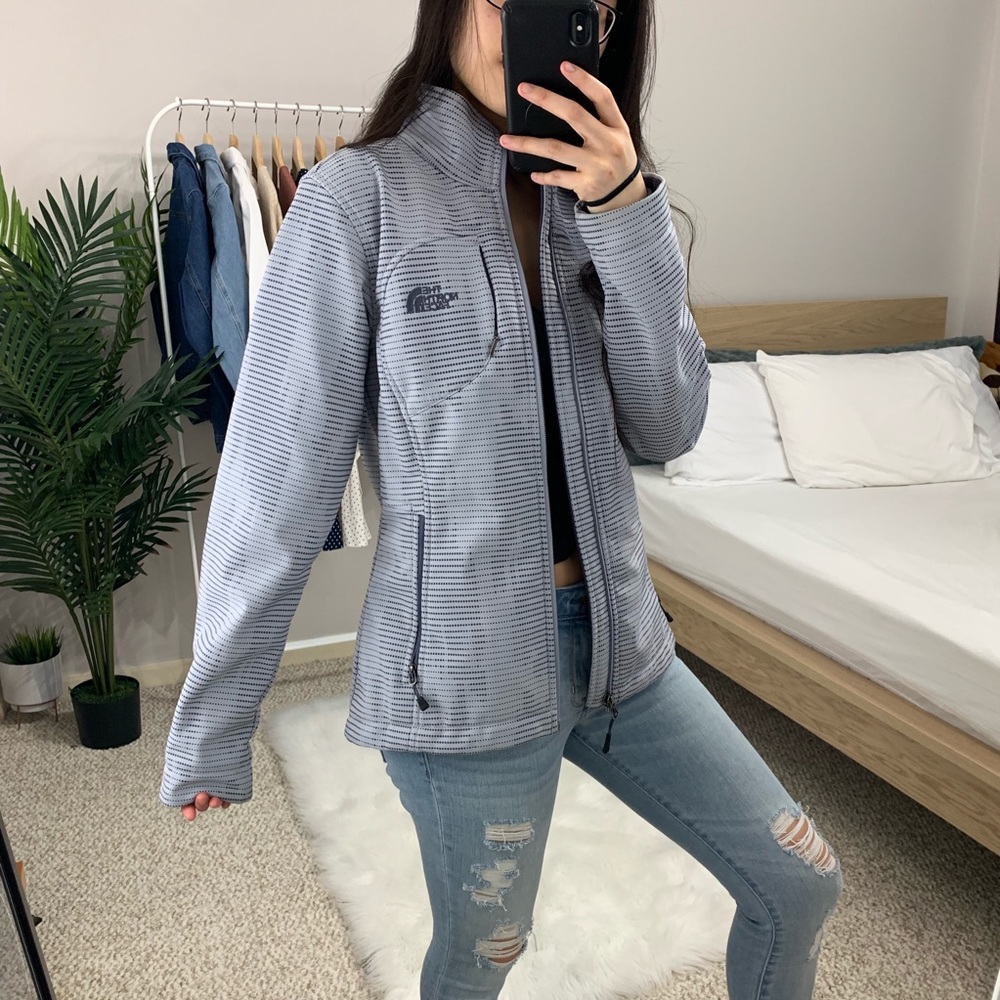 North Face Jacket - Picture 2 of 8